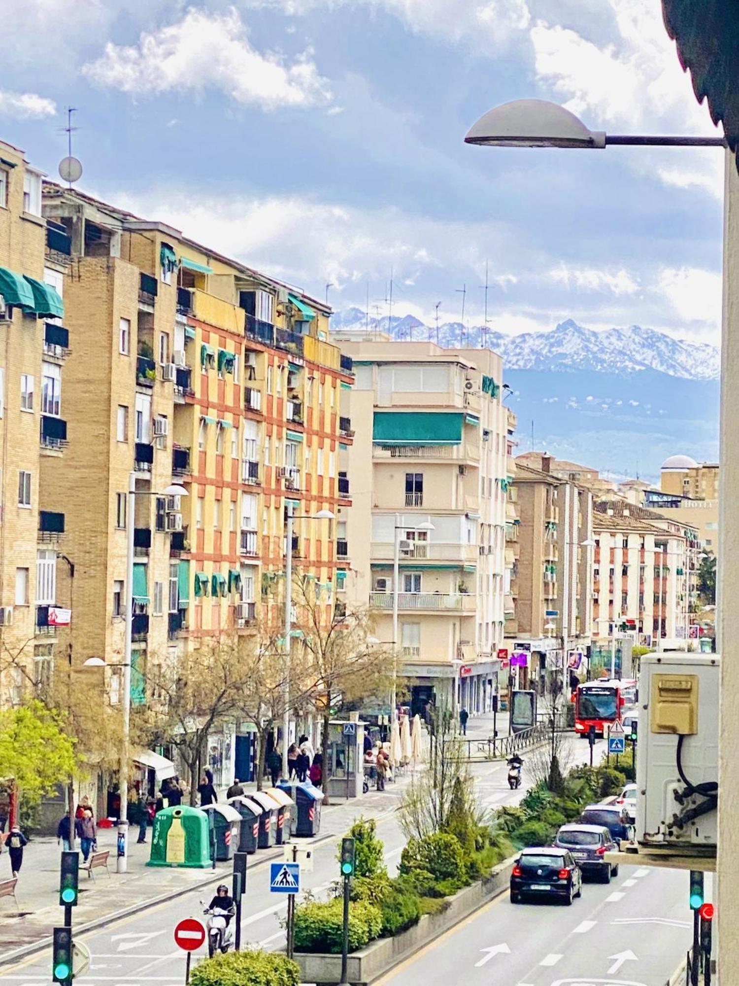 Apartamento Ronda Genil Con Parking Gratuito Apartman Granada Kültér fotó